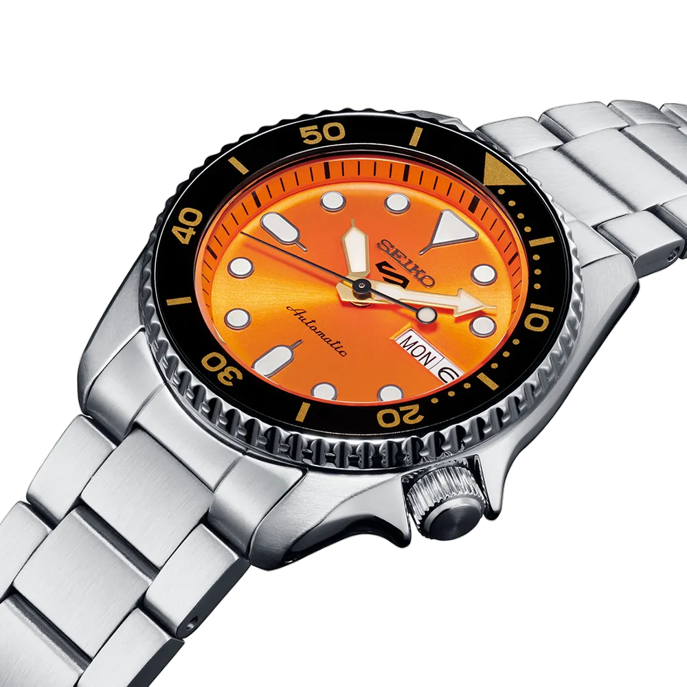 Seiko 5 Sports SKX Style Diver ‘Midi’ - Image 2